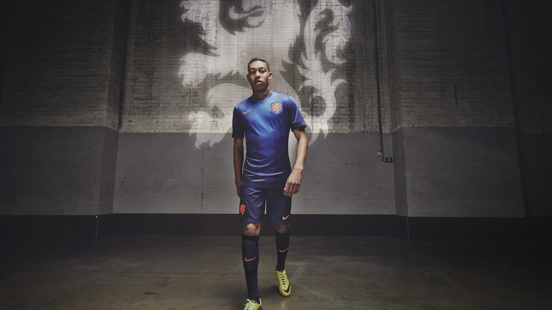 青年世界杯预选赛中，澳大利亚、加拿大等队表现亮眼，挺进决赛圈